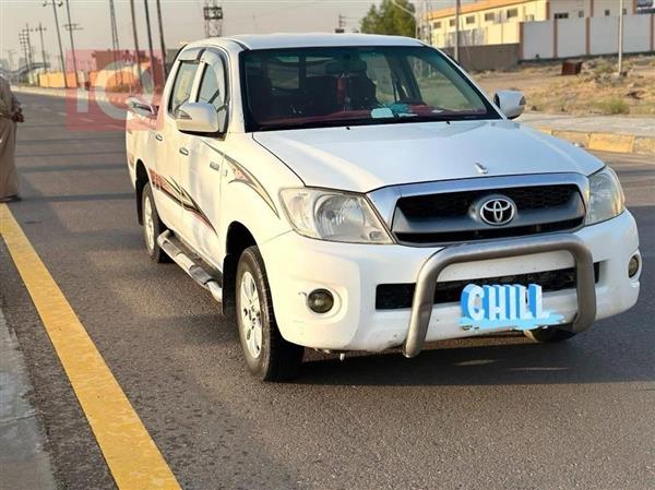 تويوتا هايلوكس 2009 للبيع في العراق - الفلوجة